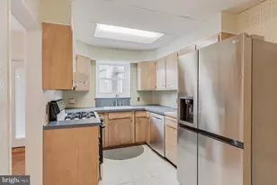 3039 Fanshawe St, Philadelphia, PA 19149 - Photo 12