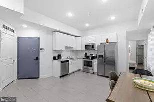 925 N Broad St, Philadelphia, PA 19123 - Photo 2