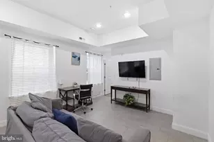 925 N Broad St, Philadelphia, PA 19123 - Photo 8