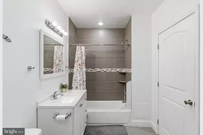 925 N Broad Street #4A, Philadelphia, PA 19123 - Photo 12