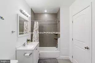 925 N Broad St, Philadelphia, PA 19123 - Photo 12