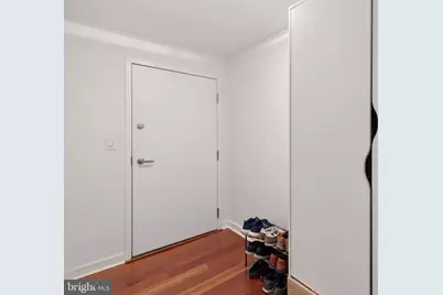 219 S 18th Street #414, Philadelphia, PA 19103 - Photo 2