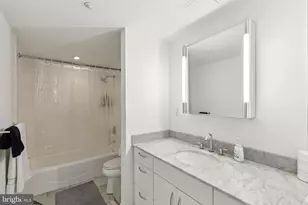 219 S 18th St, Philadelphia, PA 19103 - Photo 12