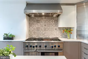 254 S 3rd St, Philadelphia, PA 19106 - Photo 26