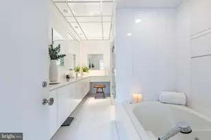 254 S 3rd St, Philadelphia, PA 19106 - Photo 34