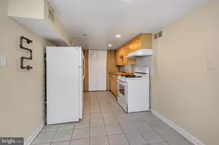 711 S 5th St, Philadelphia, PA 19147 - Photo 20