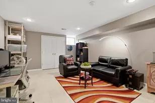 2114 Montrose St, Philadelphia, PA 19146 - Photo 30