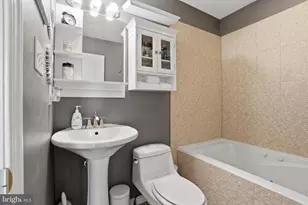 2114 Montrose St, Philadelphia, PA 19146 - Photo 24