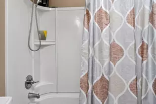 2771 Clayton St, Philadelphia, PA 19152 - Photo 24