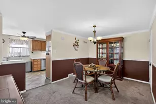 2771 Clayton St, Philadelphia, PA 19152 - Photo 8