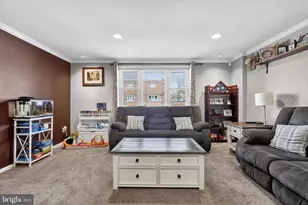 2771 Clayton St, Philadelphia, PA 19152 - Photo 4