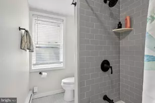 2440 E Gordon St, Philadelphia, PA 19125 - Photo 16