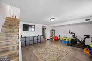 585 Wigard Ave, Philadelphia, PA 19128 - Photo 22