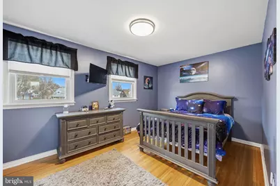 585 Wigard Avenue, Philadelphia, PA 19128 - Photo 18