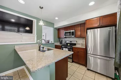 585 Wigard Avenue, Philadelphia, PA 19128 - Photo 12