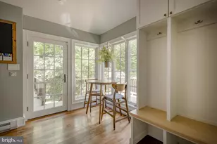 97 E Bells Mill Rd, Philadelphia, PA 19118 - Photo 22