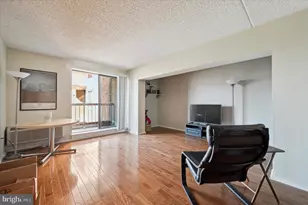 530 S 2nd St S, Philadelphia, PA 19147 - Photo 2