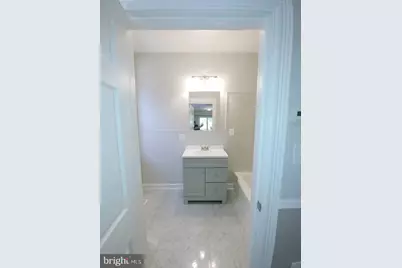 2021 Spring Garden Street #1F, Philadelphia, PA 19130 - Photo 6
