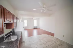 2422 Poplar St, Philadelphia, PA 19130 - Photo 4