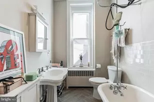 2008 Spruce St, Philadelphia, PA 19103 - Photo 10