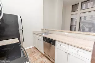 1411-2 Walnut St, Philadelphia, PA 19102 - Photo 6