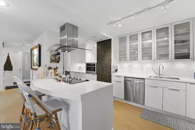 2020 Walnut Street #14CD, Philadelphia, PA 19103 - Photo 10