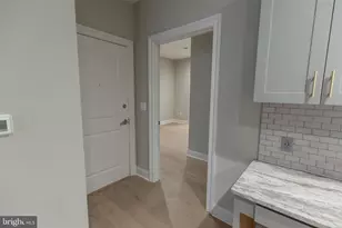 1411-1 Walnut St, Philadelphia, PA 19102 - Photo 16