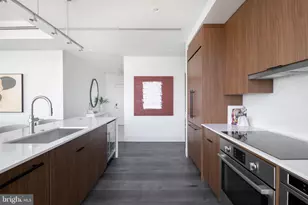 15 Dock St, Philadelphia, PA 19106 - Photo 8