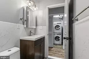 418 S 15th St, Philadelphia, PA 19146 - Photo 8