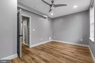 418 S 15th Street #2F, Philadelphia, PA 19146 - Photo 12