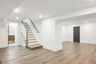 615 E Mt Pleasant Ave, Philadelphia, PA 19119 - Photo 90