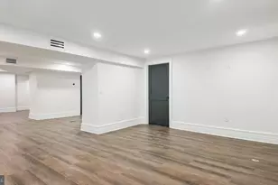 615 E Mt Pleasant Ave, Philadelphia, PA 19119 - Photo 96