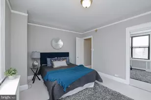 2031 Locust St, Philadelphia, PA 19103 - Photo 10