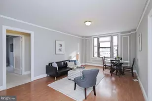 2031 Locust St, Philadelphia, PA 19103 - Photo 1