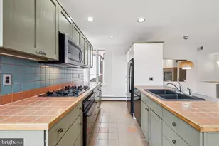 930 Locust St, Philadelphia, PA 19107 - Photo 8