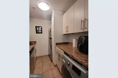 219 S 18th Street #1414, Philadelphia, PA 19103 - Photo 4