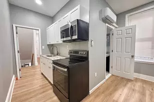 249 S 44th St, Philadelphia, PA 19104 - Photo 4