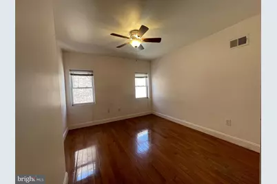 2203 S 5th Street, Philadelphia, PA 19148 - Photo 6