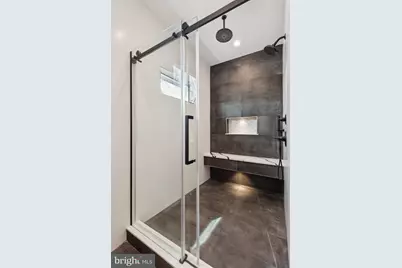 1518 S Bambrey Street, Philadelphia, PA 19146 - Photo 28