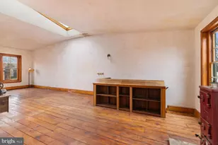 54 W Penn St, Philadelphia, PA 19144 - Photo 18