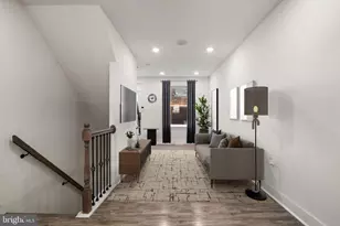 1752 Waterloo St, Philadelphia, PA 19122 - Photo 2