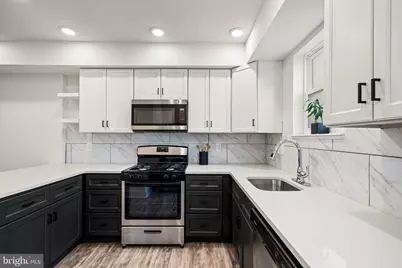 1752 Waterloo Street, Philadelphia, PA 19122 - Photo 1