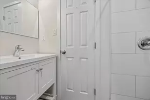 2018 N Cleveland St, Philadelphia, PA 19121 - Photo 18