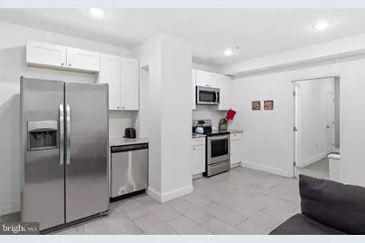 925 N Broad Street #4B, Philadelphia, PA 19123 - Photo 8