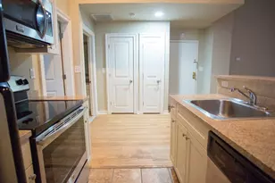 1100 Spruce St, Philadelphia, PA 19107 - Photo 6