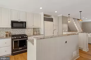 2329 Locust St, Philadelphia, PA 19103 - Photo 16