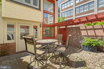 2329 Locust Street, Philadelphia, PA 19103 - Photo 8