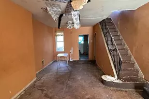 1530 S LeCount St, Philadelphia, PA 19146 - Photo 8