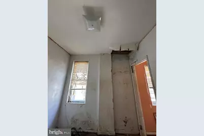 1530 S Lecount Street, Philadelphia, PA 19146 - Photo 4