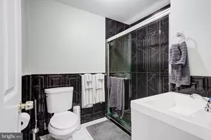 1531 Swain St, Philadelphia, PA 19130 - Photo 8